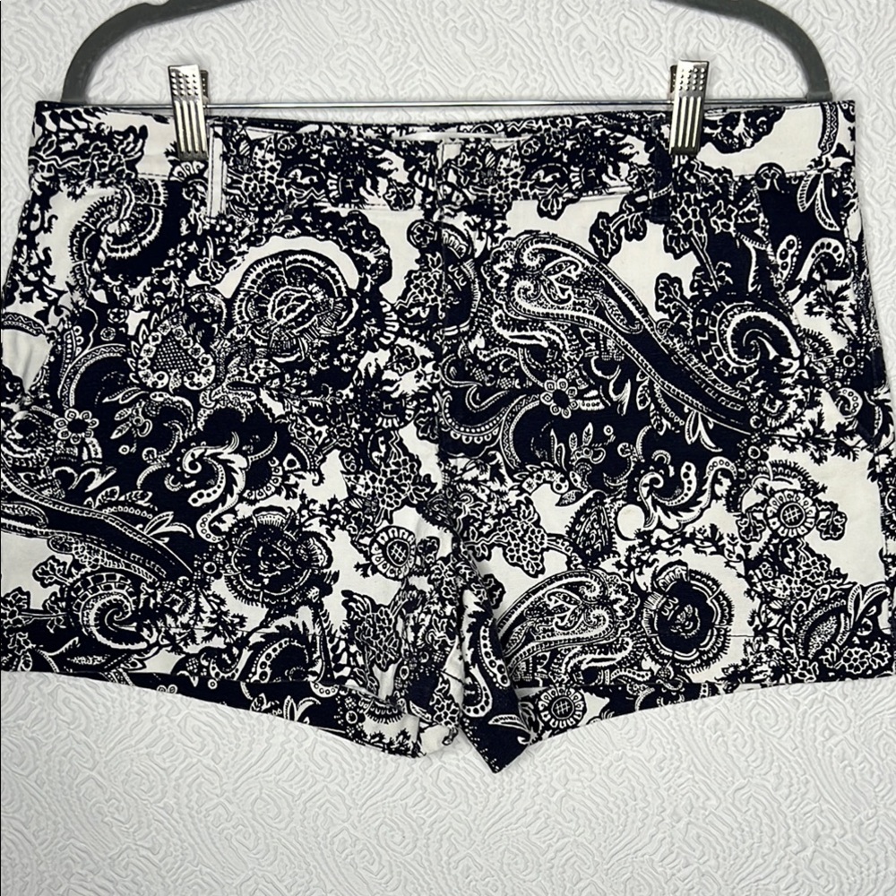 Joe Fresh Navy and White Paisley Shorts Nautical,Coastal,Beach Size 12